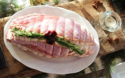 Des fêtes en petit comité : nos conseils pour un repas de viande bio savoureux